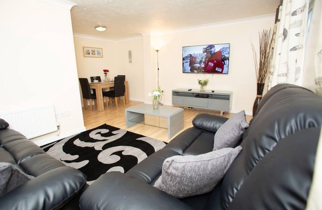 Charming 2-Bedroom House