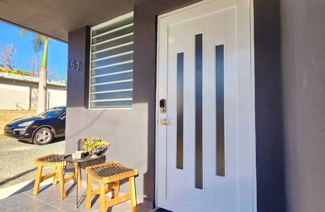 Charming 2-bedroom house in the heart of the city of Fajardo, PR with WiFi, AC