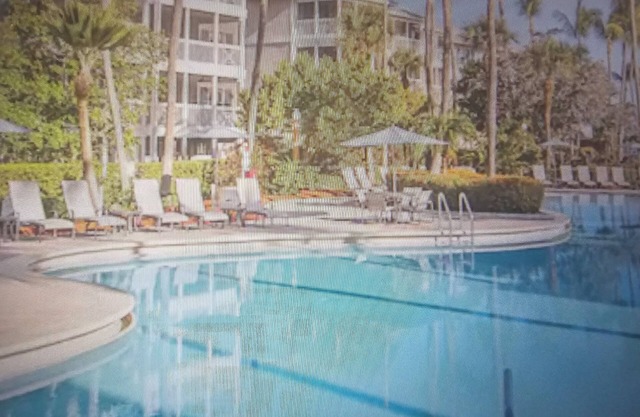 Charming 2-bedroom resort with WiFi, AC in gorgeous Key West. Quiet & relaxing