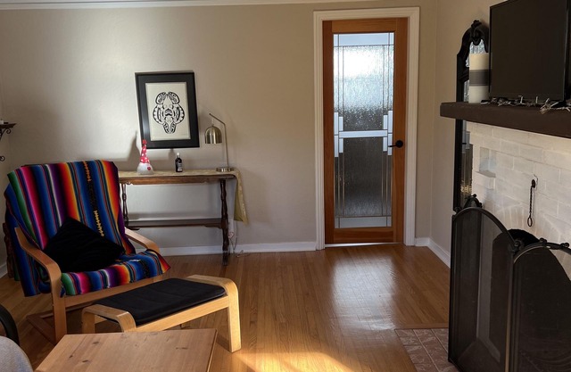 Charming 2-Bedroom Suite in Gonzales – 30-Day Minimum Stay