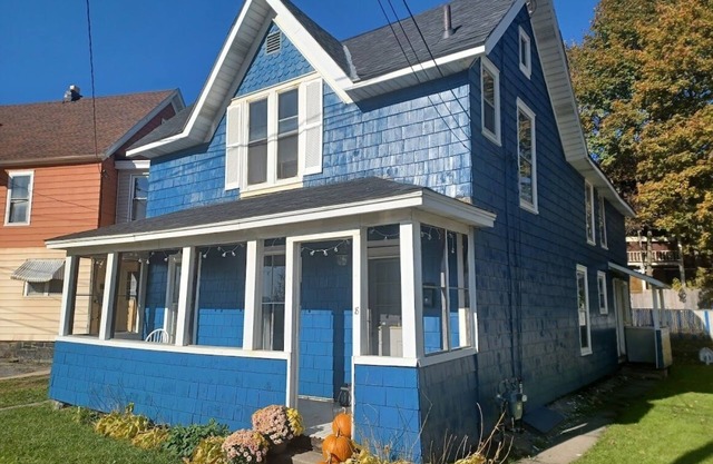 Charming 2 Bedroom Home in Picturesque Village