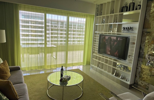 Charming 2-bedroom villa in lovely Cancún with AC, fitness room, WiFi