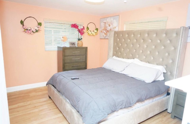 Charming 3-bedroom house in superb Fort Lauderdale with WiFi