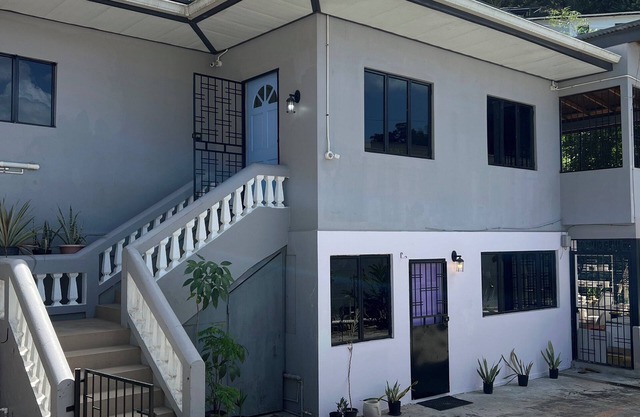Charming 3-bedroom house, surrounded by nature, in gorgeous Port of Spain