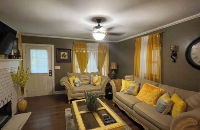 Charming 3-bedroom house with AC and WiFi in peaceful Rockingham