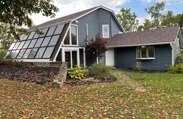 Charming 3-bedroom home on beautiful land with ponds close to amenities.