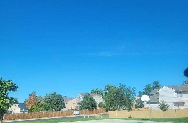 Charming 3-bedroom house with AC, WiFi in fantastic Aurora