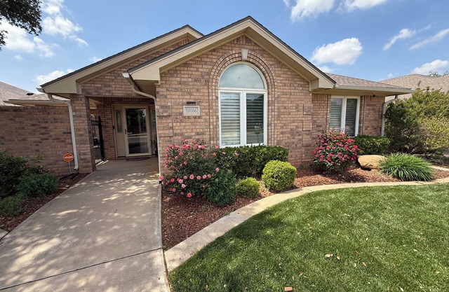 Charming 3-bedroom lodge with AC, WiFi in delightful Lubbock