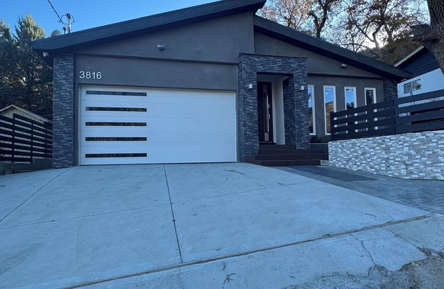 Charming 3-bedroom house in Frazier Park with AC, WiFi