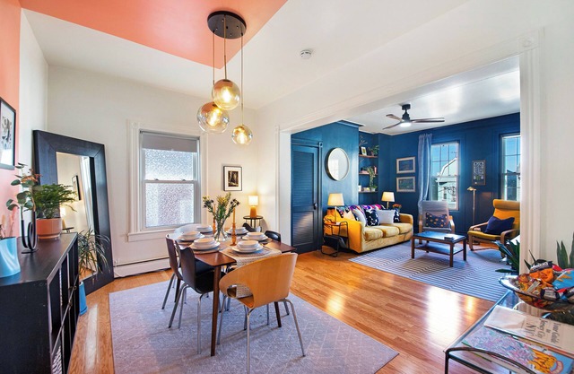 Charming 3BD apt minutes from NYC, EWR w/parking