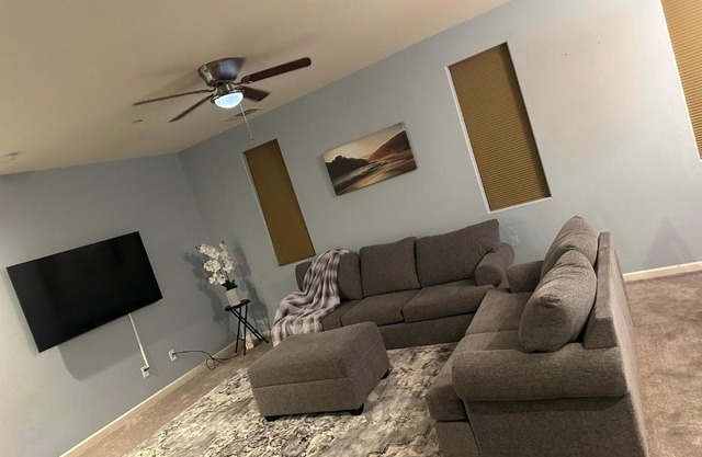 Charming 3Bed 3Bath at the Heart of Sacramento