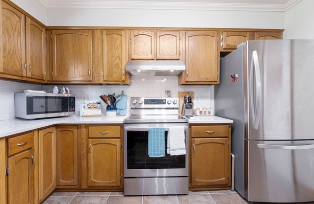 Charming 3BR Home in Scenic Fredericksburg AC & Comfort
