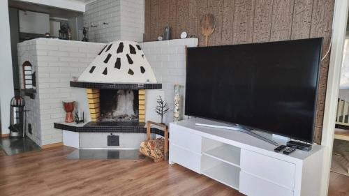 Charming 3BR Nature Retreat