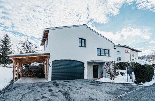 Charming 4 bed flat in Flims