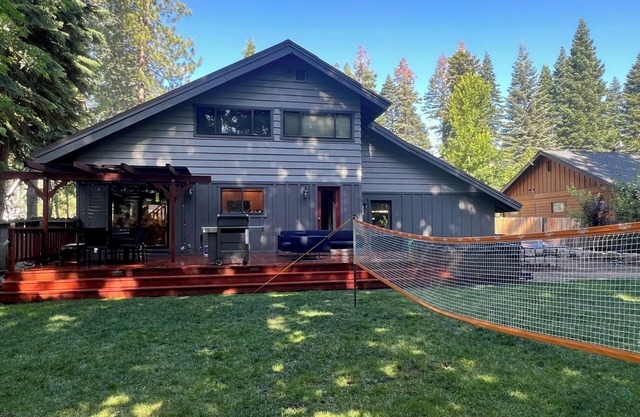 Charming 4 bedroom, 3 1/2 bath Tahoe City home. Centrally located.