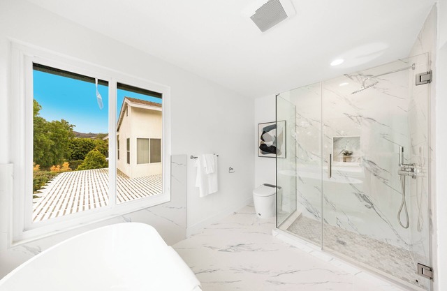 Charming A Master bedroom of the house in Dana Point , Mile to Beach.