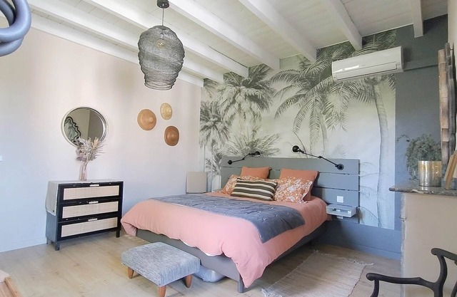 CHARMING AND COMFORTABLE APARTMENT