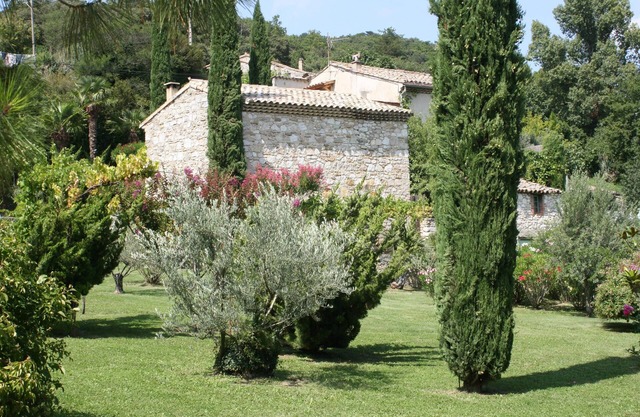Charming and Character Cottage in Drôme Provençale