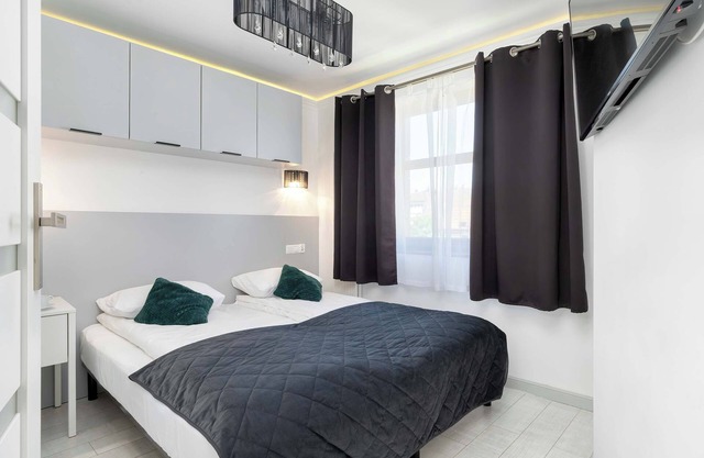 Charming Apartment in Sopot with Parking by Noclegi Renters