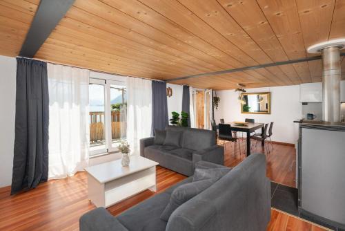 Charming Apartment-Prime Location