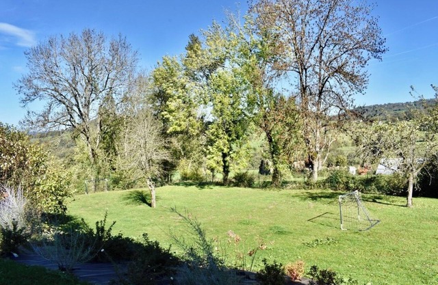 Charming, authentic house in the Cantal: Le Mas Pradou
