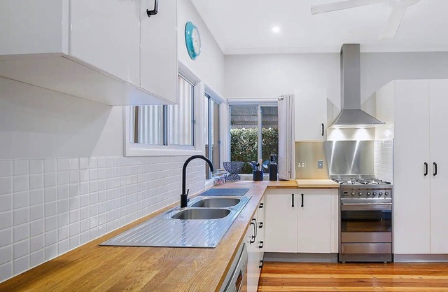 Charming Bayside Brighton Cottage