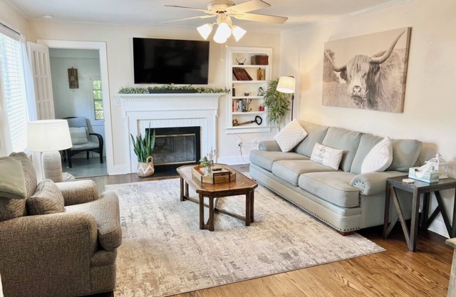 Charming Beaufort Retreat Entire Home Just Minutes from Downtown & Parris Island