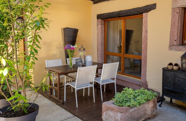 Charming bed and breakfast at the foot of Haut-Koenigsbourg - L'Etable * (French only)