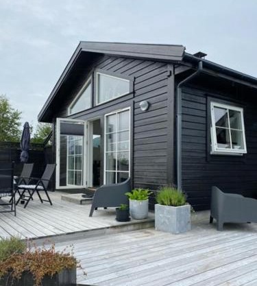 Charming Cabin With Archipelago Views In Sogn