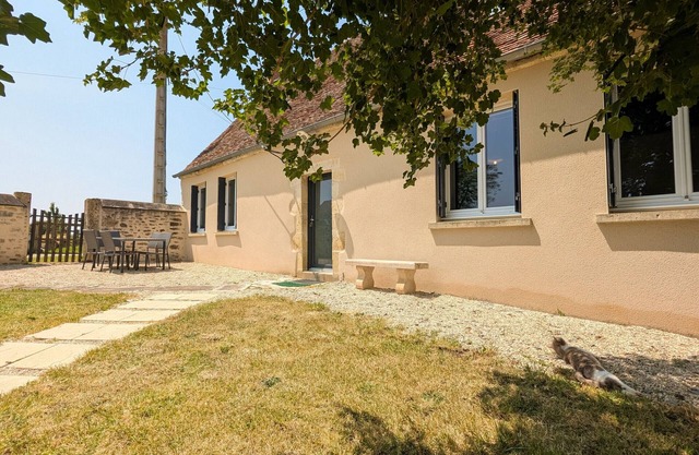Charming Cottage with Modern Comfort in Berry - Private Garden, Close to Circuit and Equine Center