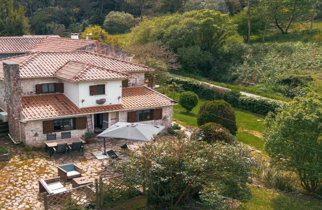 Charming Cottage-Style Holiday Apartment