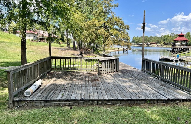 ❤️Charming & Comfy Lakefront Getaway🎣 Double Beds(