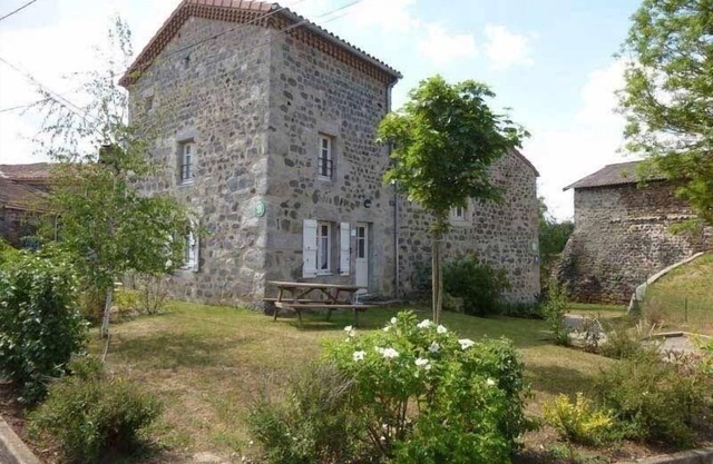 Charming Cottage for 4 in Joncherette, Near Allier Gorges and Pradelles