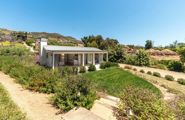 Charming cottage in Malibu Park above Zuma Beach.