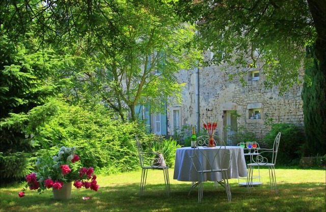 Charming cottage in the countryside for 8-10 people at the gates of Normandy Switzerland