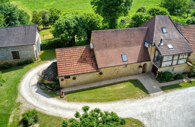 Charming cottage near Sarlat with WiFi and pets allowed