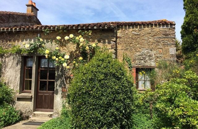Charming Country Cottage with garden - Breuil Barret