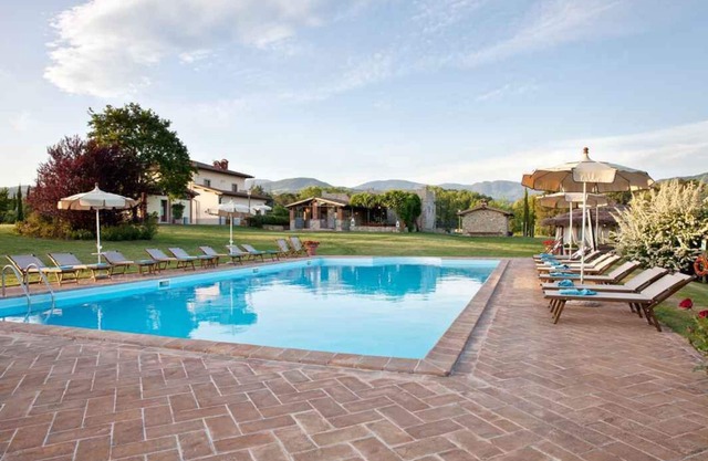 Charming Country Manor House Villa With Deluxe Pool