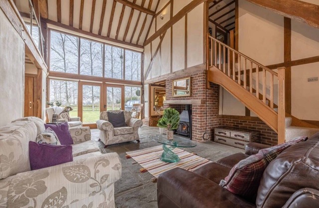 Charming Family Barn in Dorney