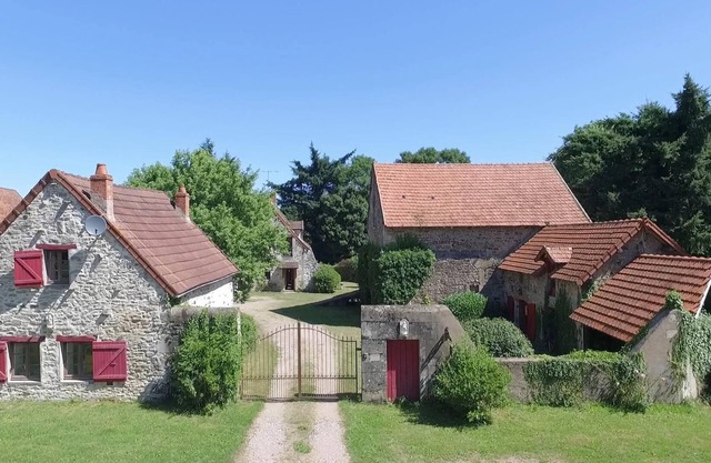 Charming and Romantic Domain with 5 gîtes
