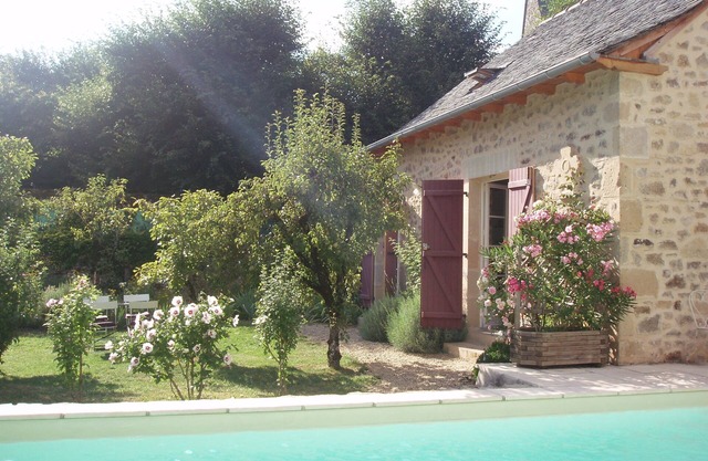 Charming gite in a small village with swimming pool