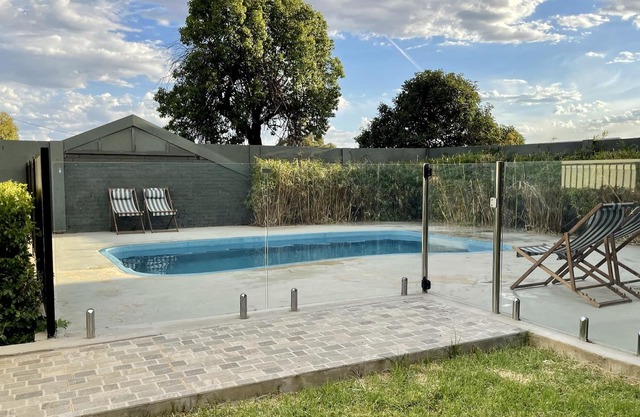 Charming Hamptons Style Entertainer with Pool