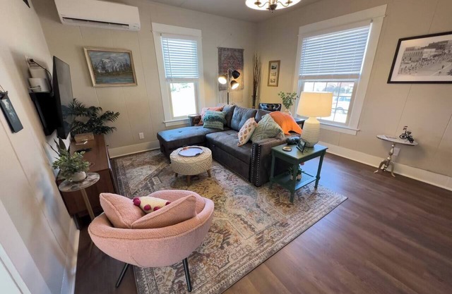 Charming Historic Downtown 1BR | A+ Location