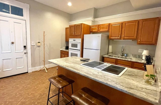 Charming Historic Studio Near Downtown and VCU