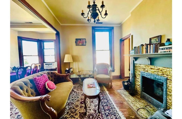 Charming historic apartment turned antique store near the town square