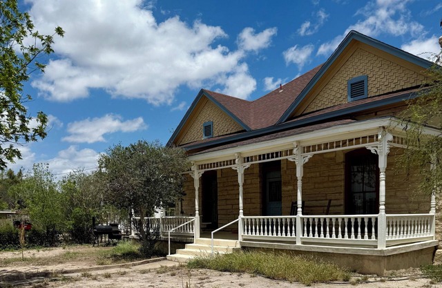 Charming Historical John Taini Home in Central Del Rio