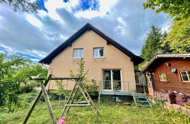 Charming holiday home with garden