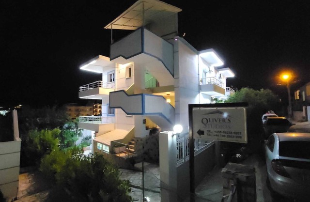 Charming hotel with 11 bedrooms and WiFi, AC in fantastic Ksamil