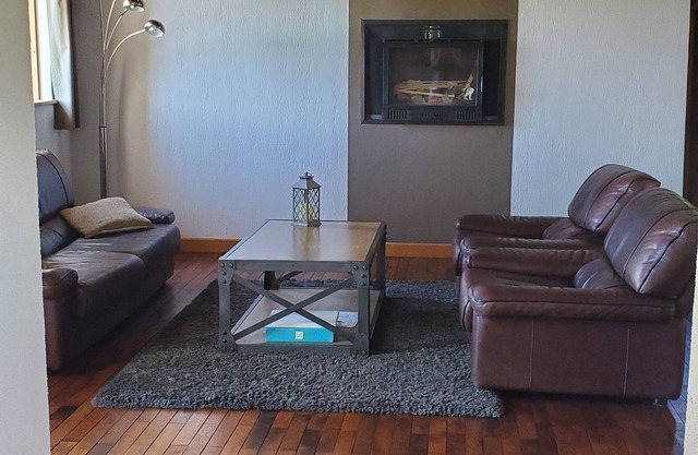 Charming house 135m2 av fenced. quiet and dog friendly place