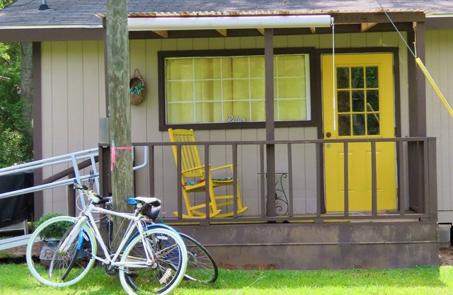 Charming house in Glenwood with WiFi and AC